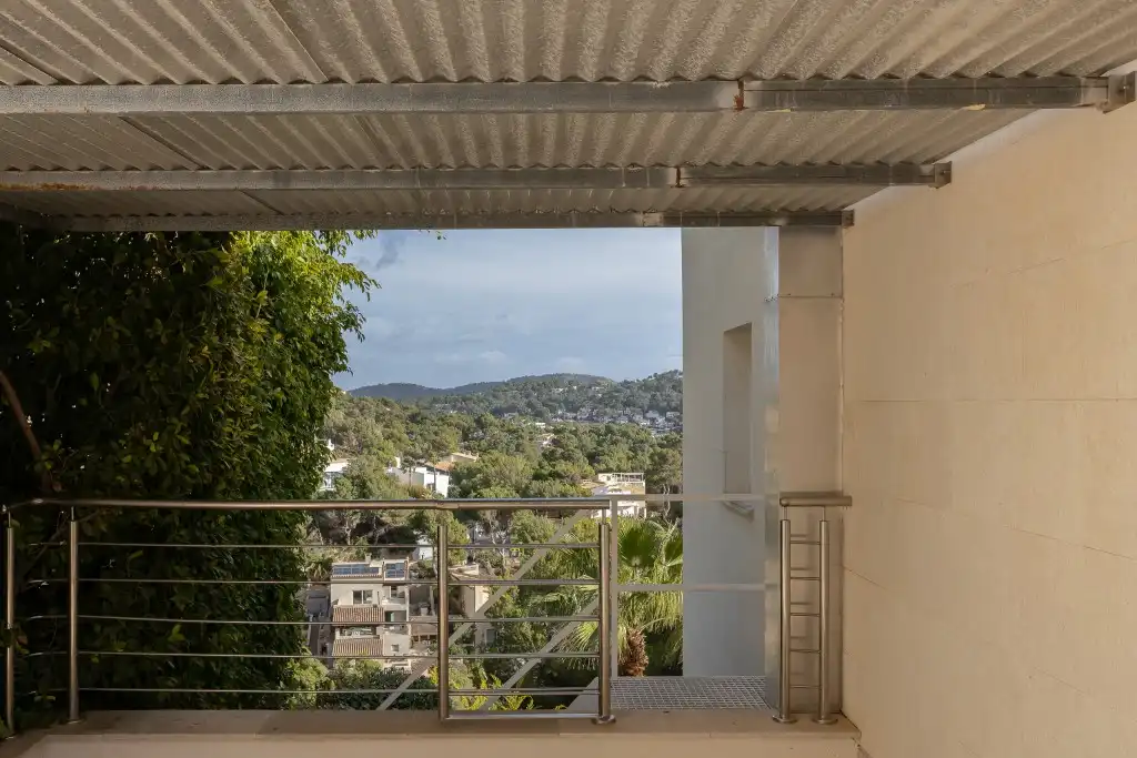Vista exterior de Casa o xalet en venda en Calvià amb Aire condicionat, Jardí privat i Terrassa
