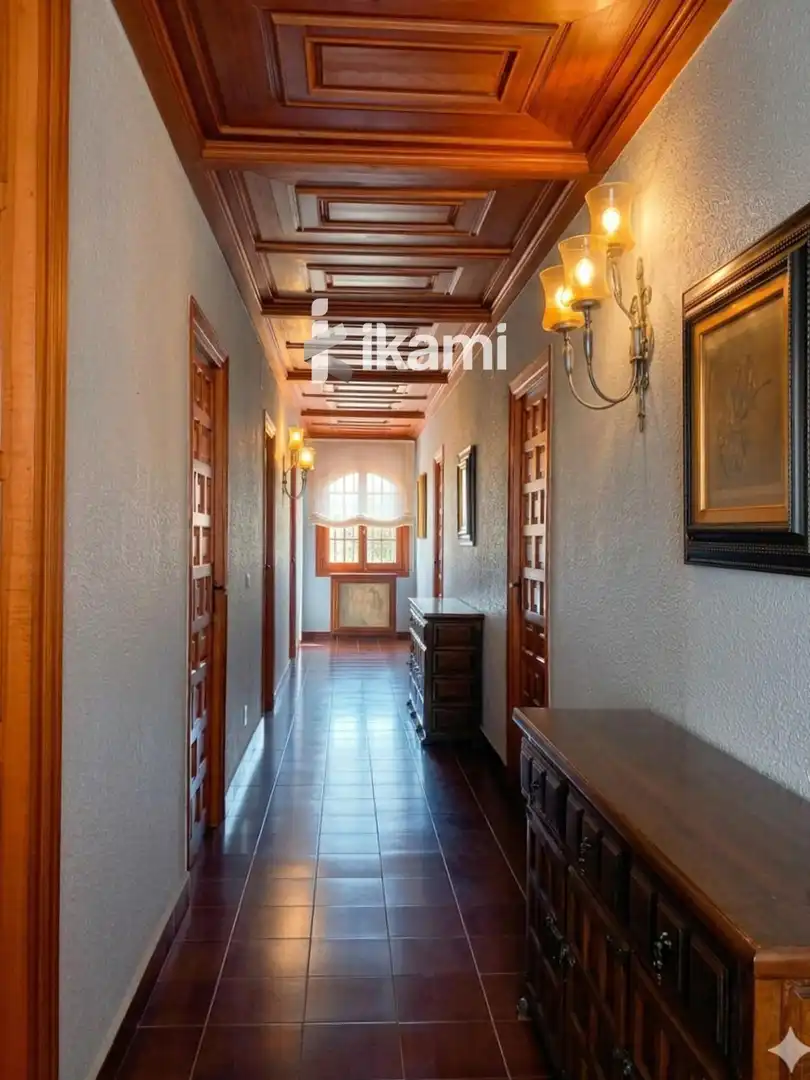 Casa o chalet en venta en Elda con Calefacción, Trastero y Piscina