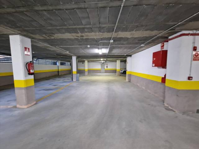 Garaje en Venta en  BURGO-BAHIÑA, 73 en Baiona