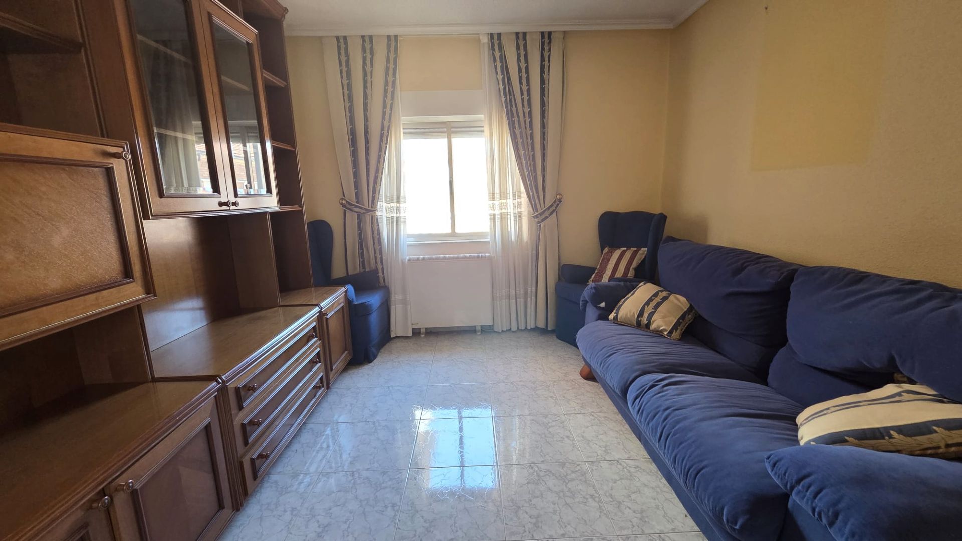 Living room of Flat for sale in Salamanca Capital  with Heating