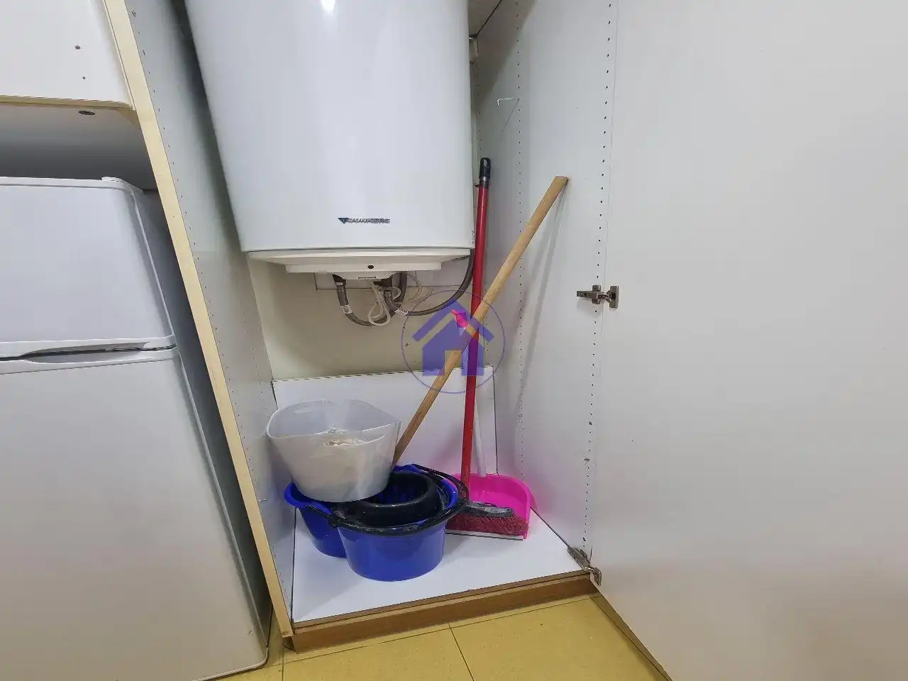 Cocina de Apartamento de alquiler en Vigo  con Calefacción y Amueblado