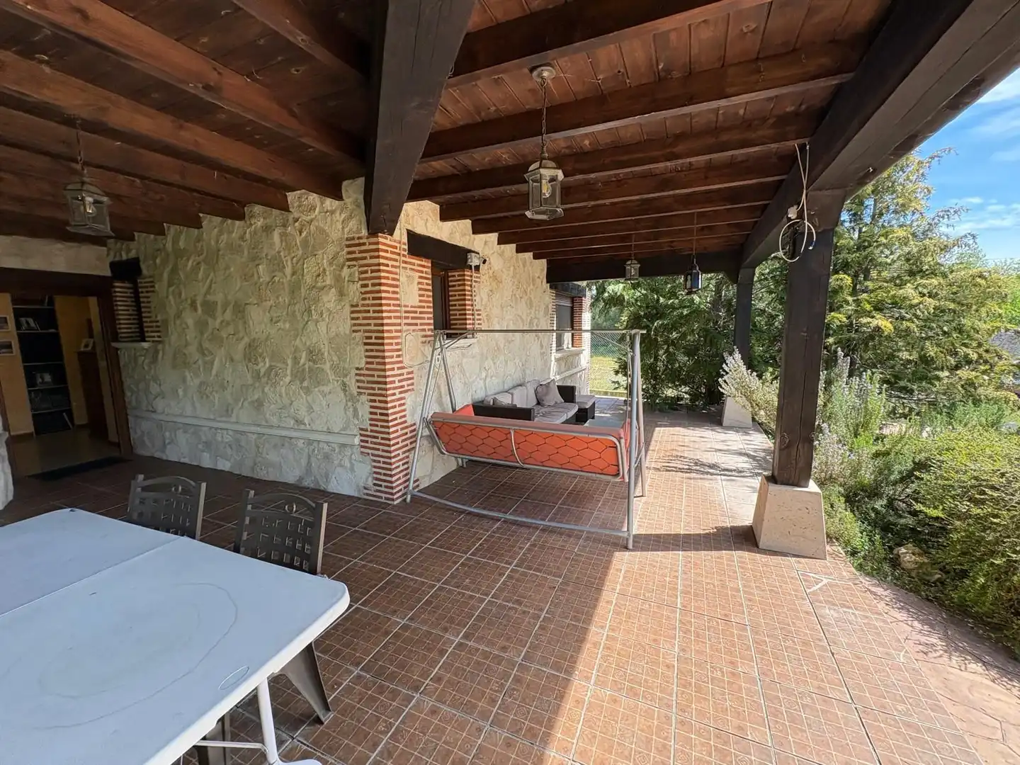 Terrassa de Casa o xalet en venda en Laguna de Duero amb Calefacció, Jardí privat i Traster