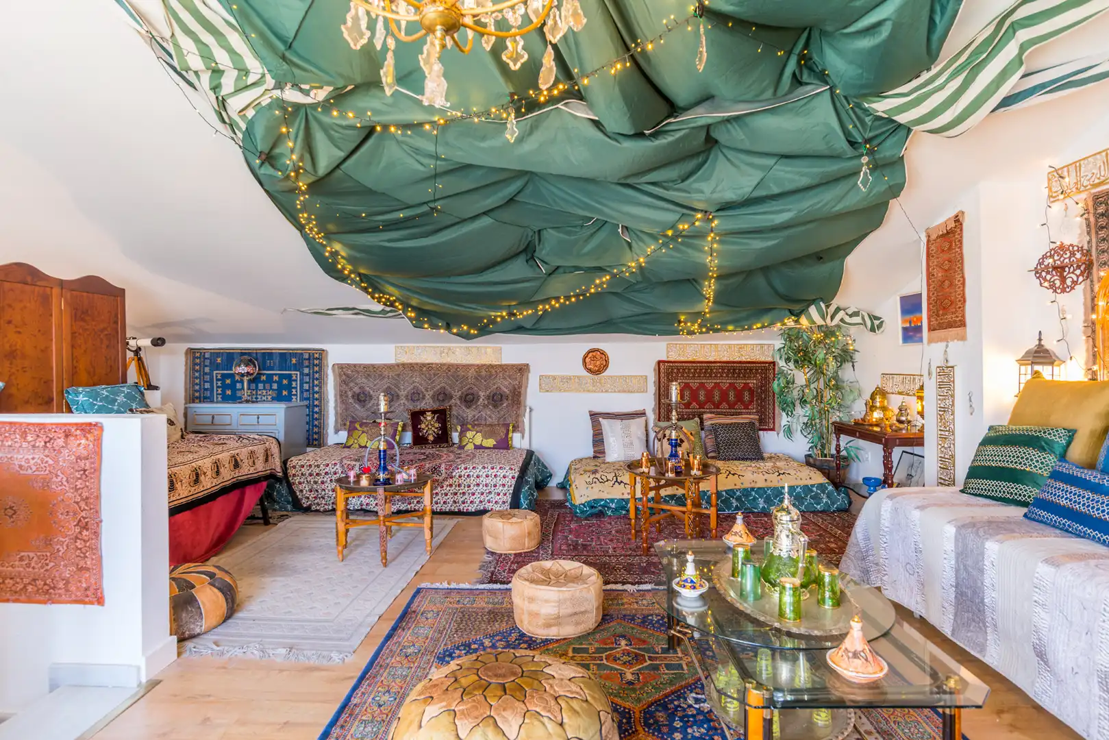 Sala d'estar de Casa adosada en venda en San Agustín del Guadalix amb Aire condicionat, Calefacció i Jardí privat