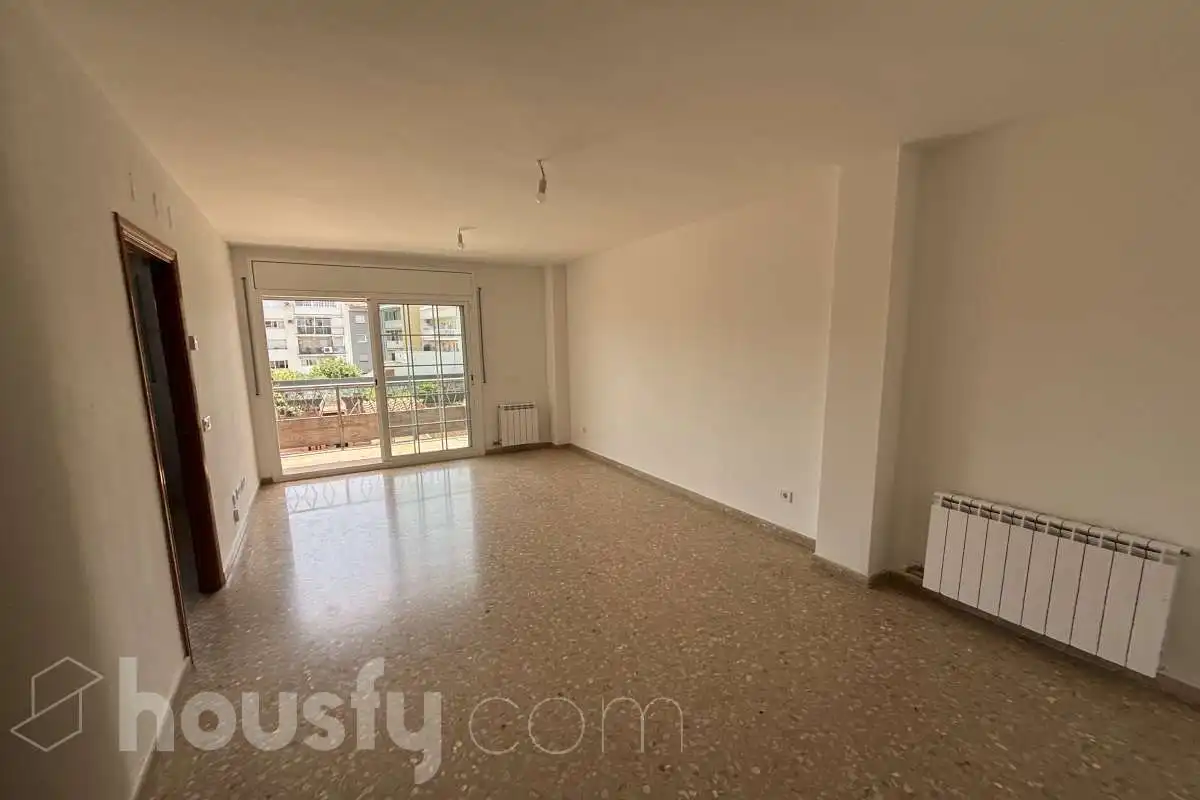 Living room of Flat for rent in Terrassa  with Heating, Terrace and Storage room