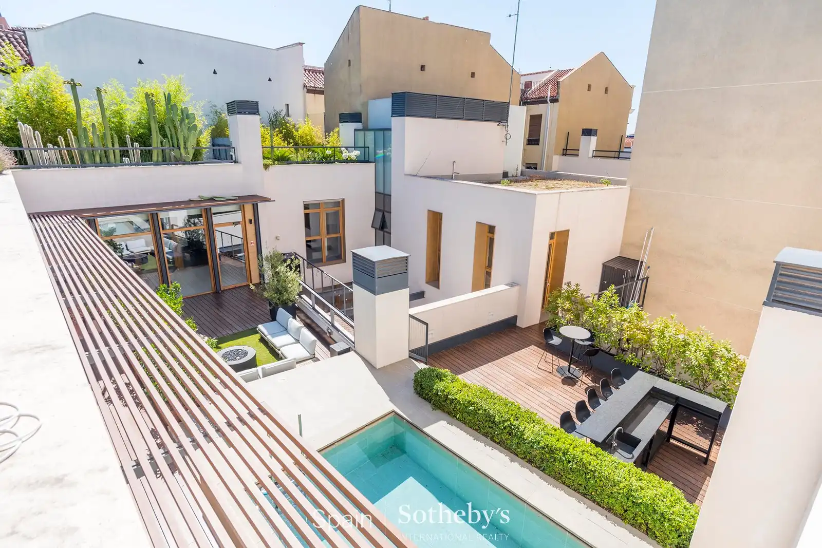 Terraza de Ático en venta en Madrid con Aire acondicionado, Calefacción y Jardín privado