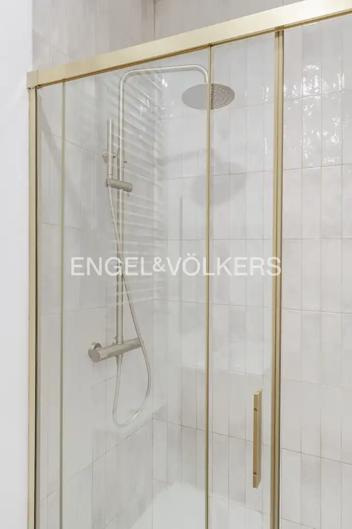 Baño de Piso en venta en Madrid con Aire acondicionado, Calefacción y Parquet