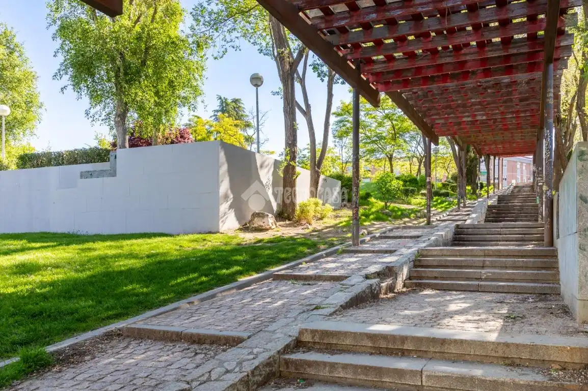 Vista exterior de Piso en venta en Madrid