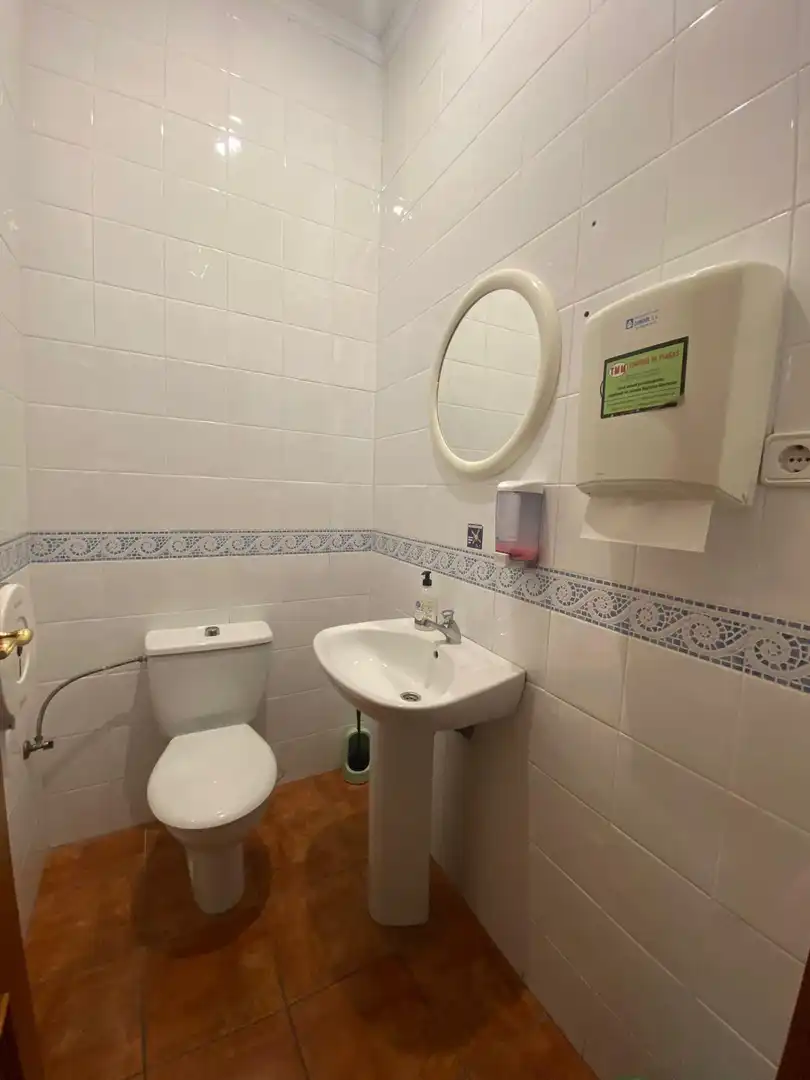 Baño de Local en venta en La Unión con Aire acondicionado y Amueblado