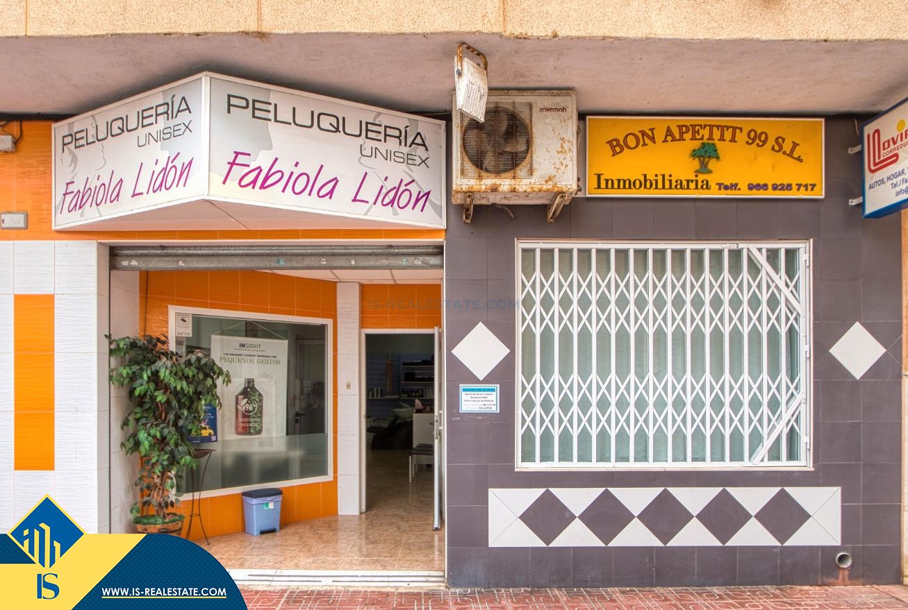 Premises for sale in Torrevieja  with Air Conditioner, Heating and Furnished