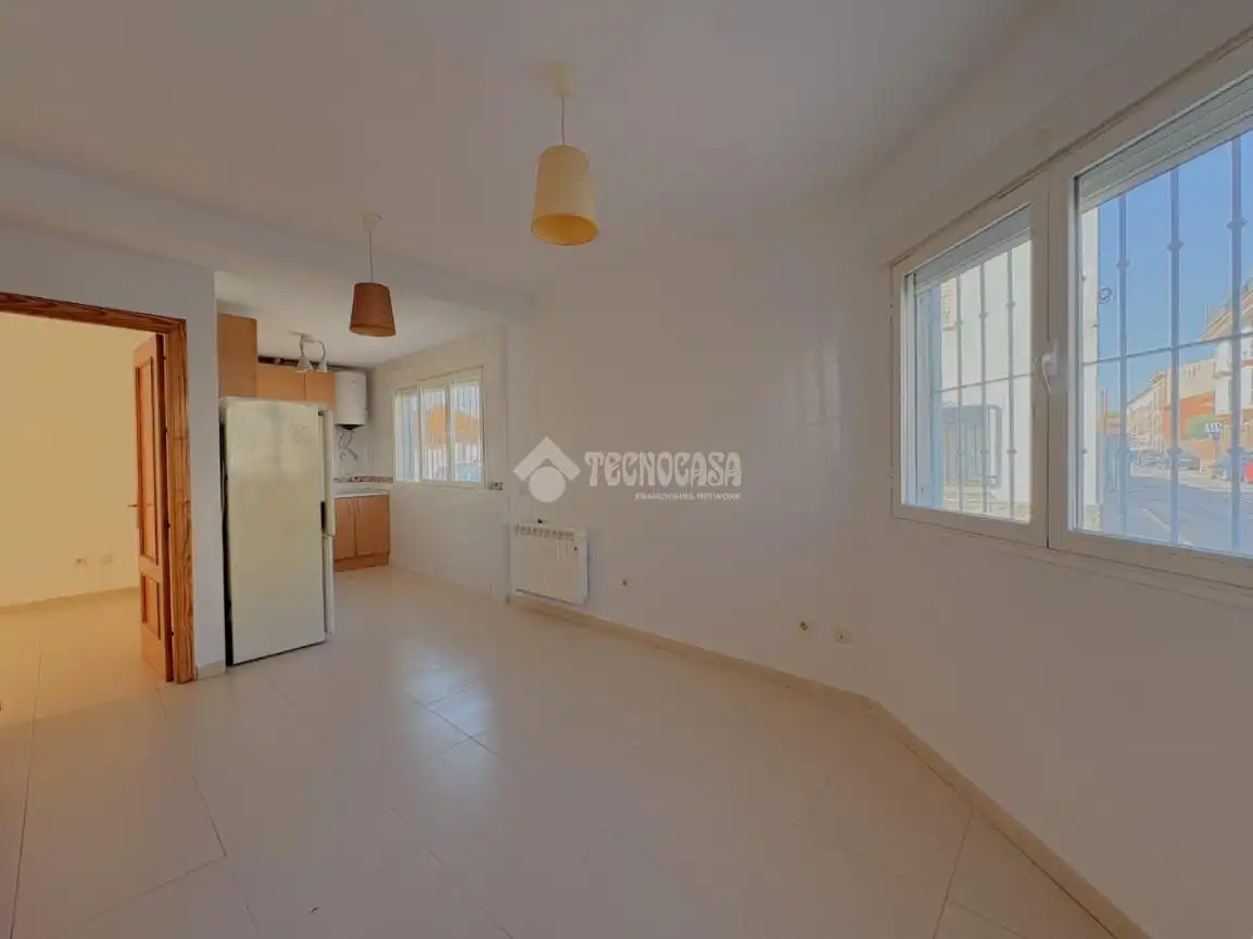 Kitchen of Flat for sale in Alovera  with Heating and Storage room