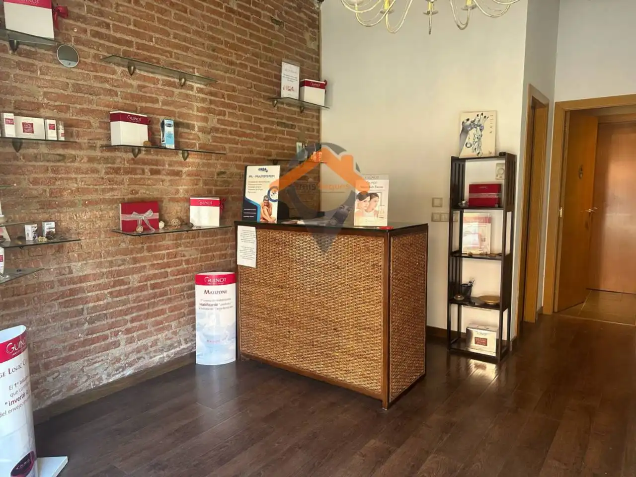 Business premises for sale in Calle Josep Renom, imagen 28