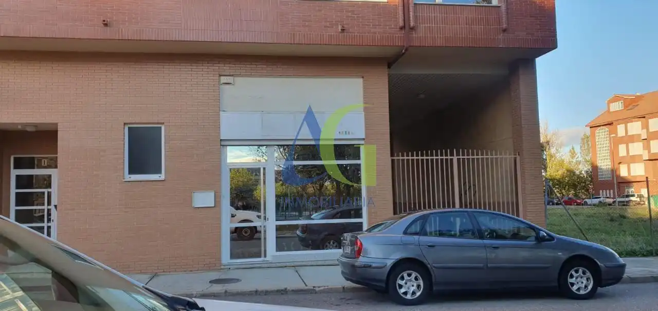 Local comercial en venda a Villaquilambre, imagen 7