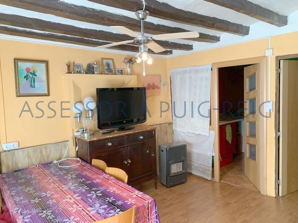 Living room of Single-family semi-detached for sale in La Pobla de Lillet  with Furnished, Oven and Microwave