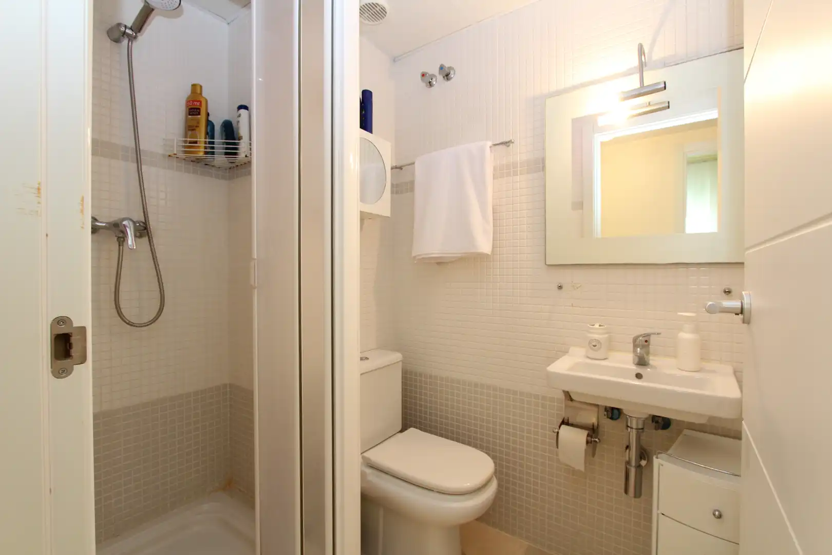 Bathroom of Flat for sale in Mont-roig del Camp  with Air Conditioner, Heating and Terrace