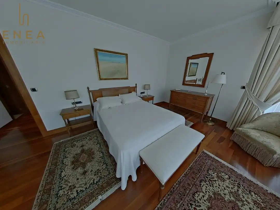Habitación de Casa o chalet en venta en Vitoria - Gasteiz con Calefacción, Jardín privado y Trastero