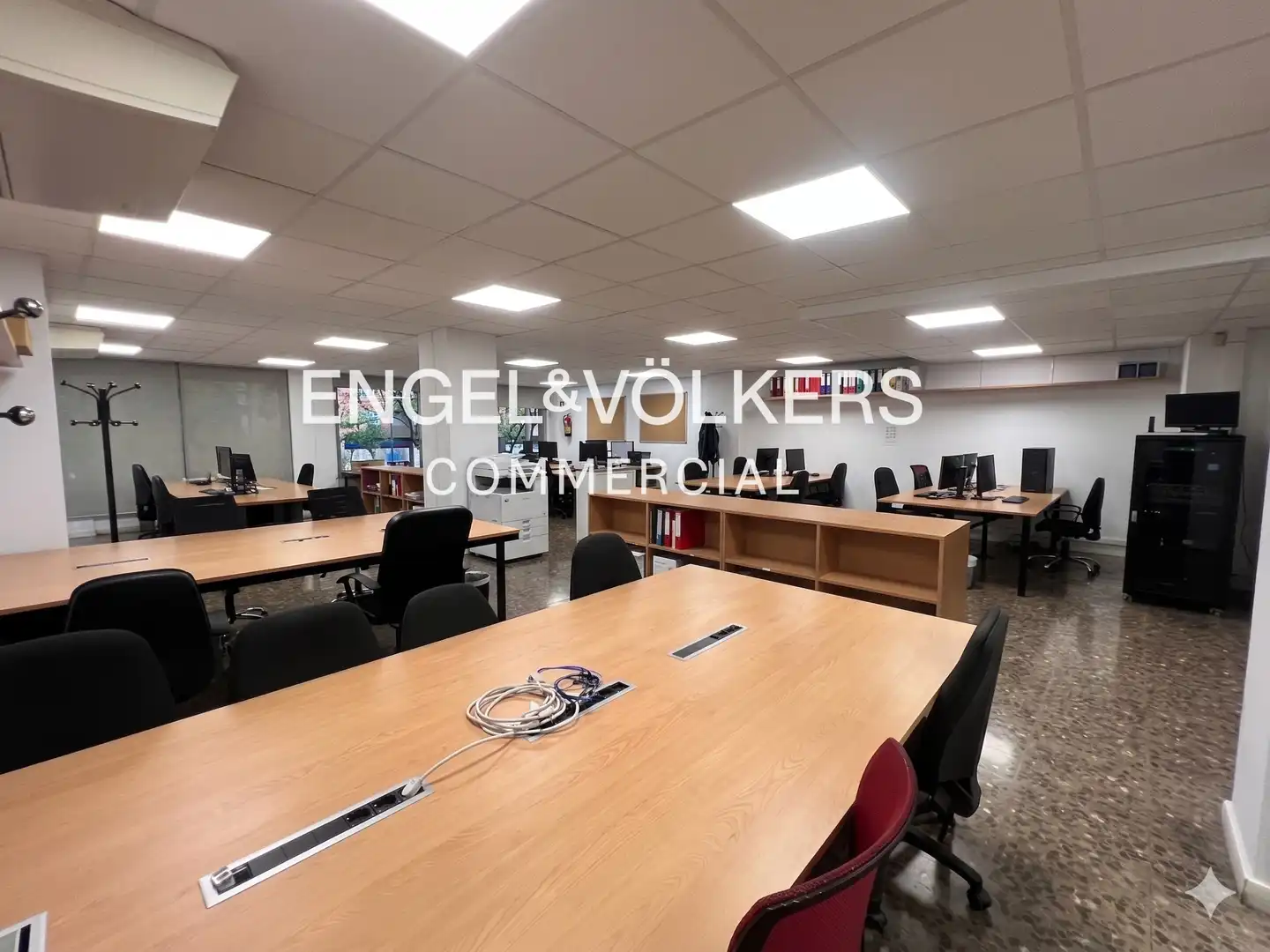 Office for sale in Barcelona  with Air Conditioner and Furnished