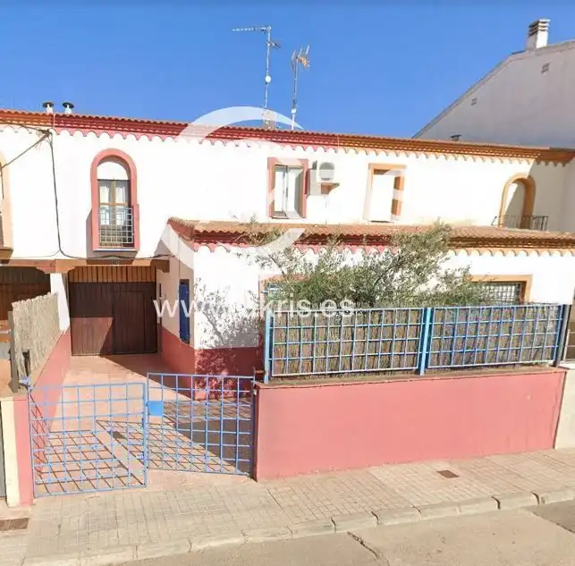 Chalet en venta en Calle Orden de Calatrava
