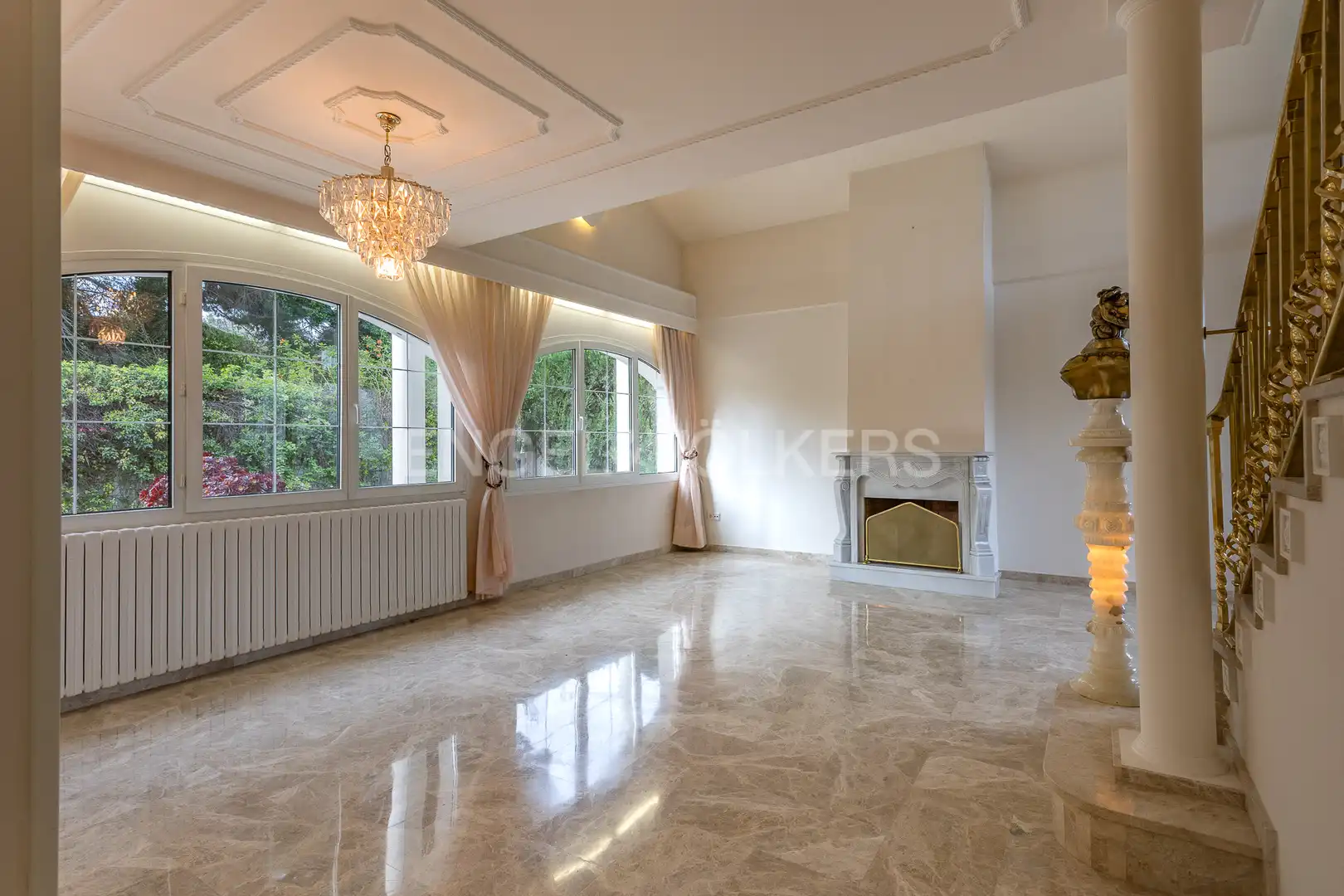 Sala d'estar de Casa o xalet en venda en La Garriga amb Aire condicionat, Calefacció i Jardí privat