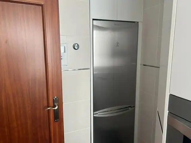 Bany de Pis de lloguer en Córdoba amb Aire condicionat i Moblat