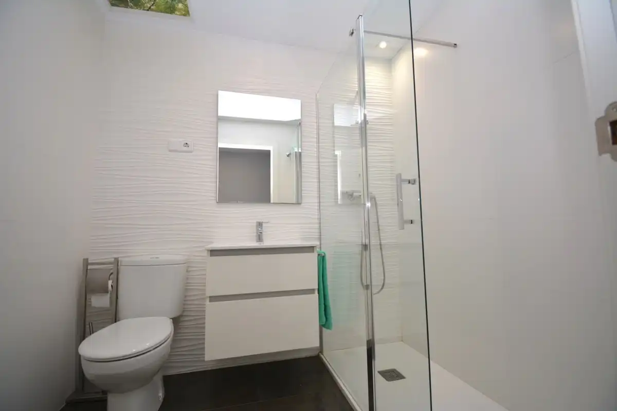 Bathroom of Detached homes for sale in Dénia  with Air Conditioner and Community pool