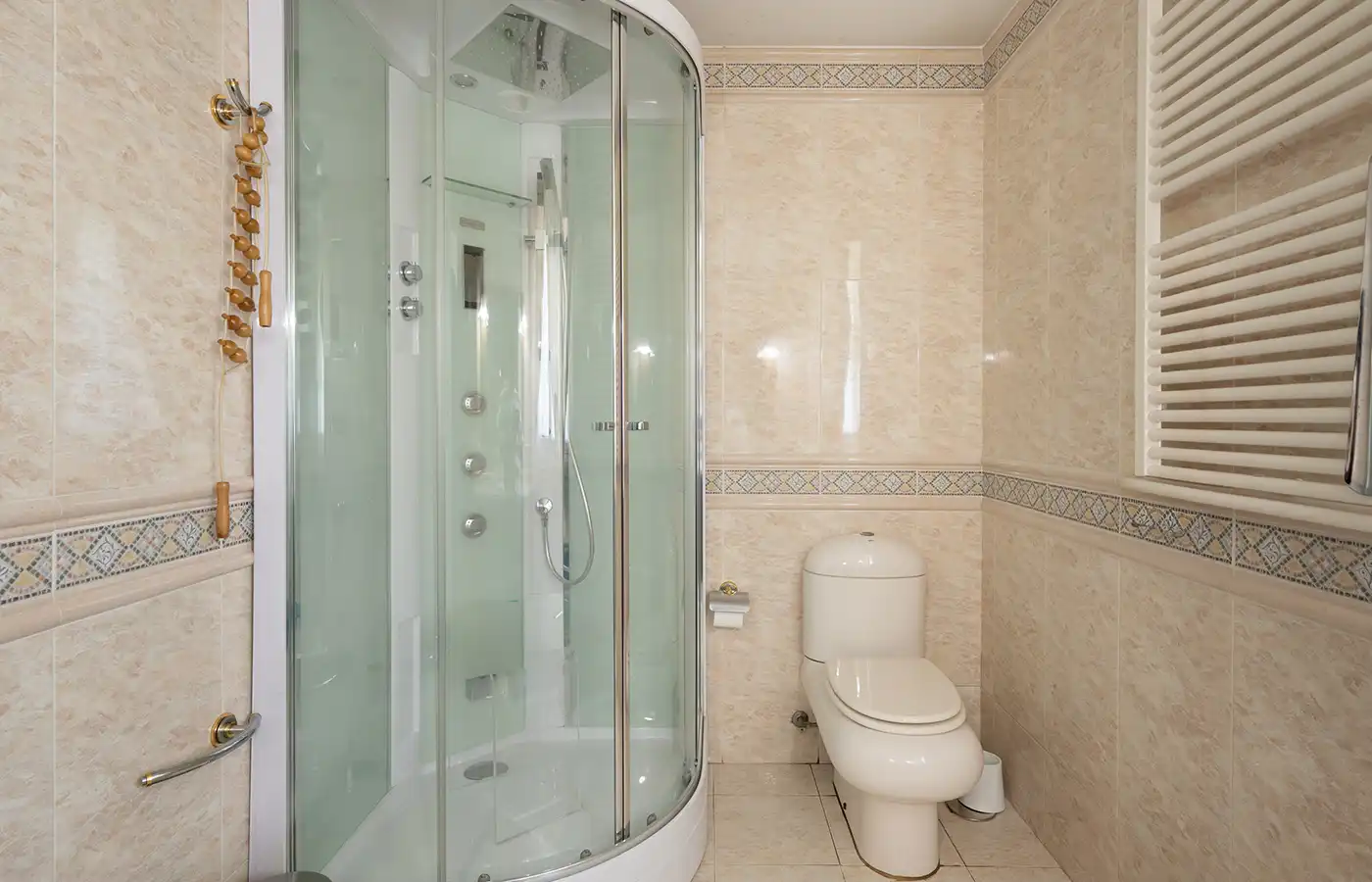 Chalet con terraza en venta en Avenida Rosalía Castro 126, imagen 33