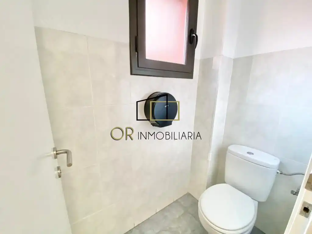 Local comercial en venta en Sant Julià, imagen 17