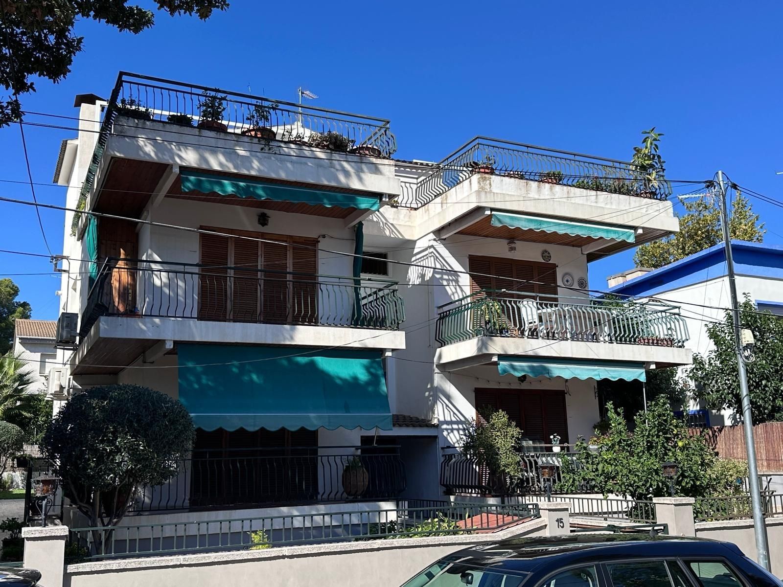 Vista exterior de Planta baixa en venda en Calafell amb Jardí privat i Terrassa