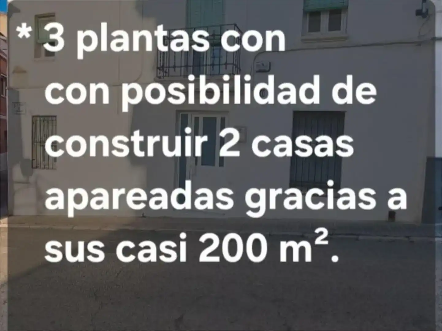 Aparcament de Casa o xalet en venda en Cubelles amb Balcó