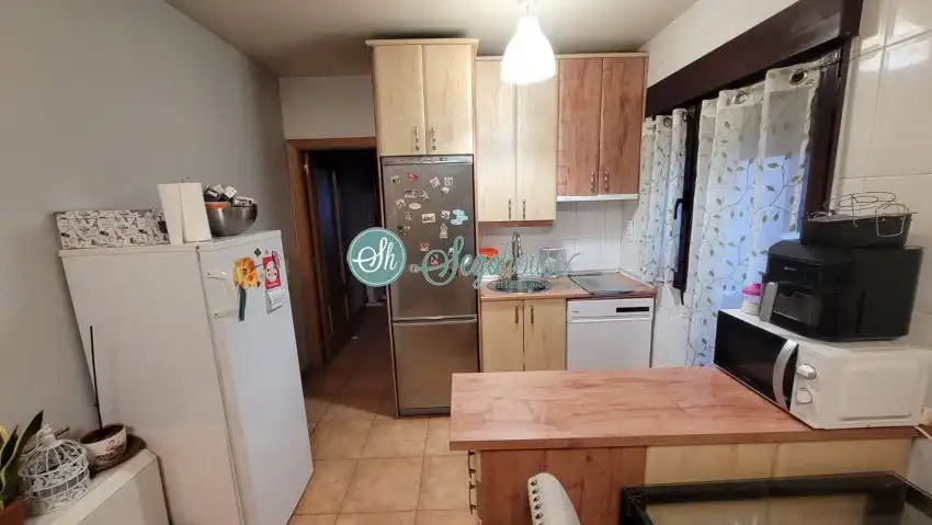 Cocina de Piso en venta en Hontanares de Eresma con Calefacción y Balcón
