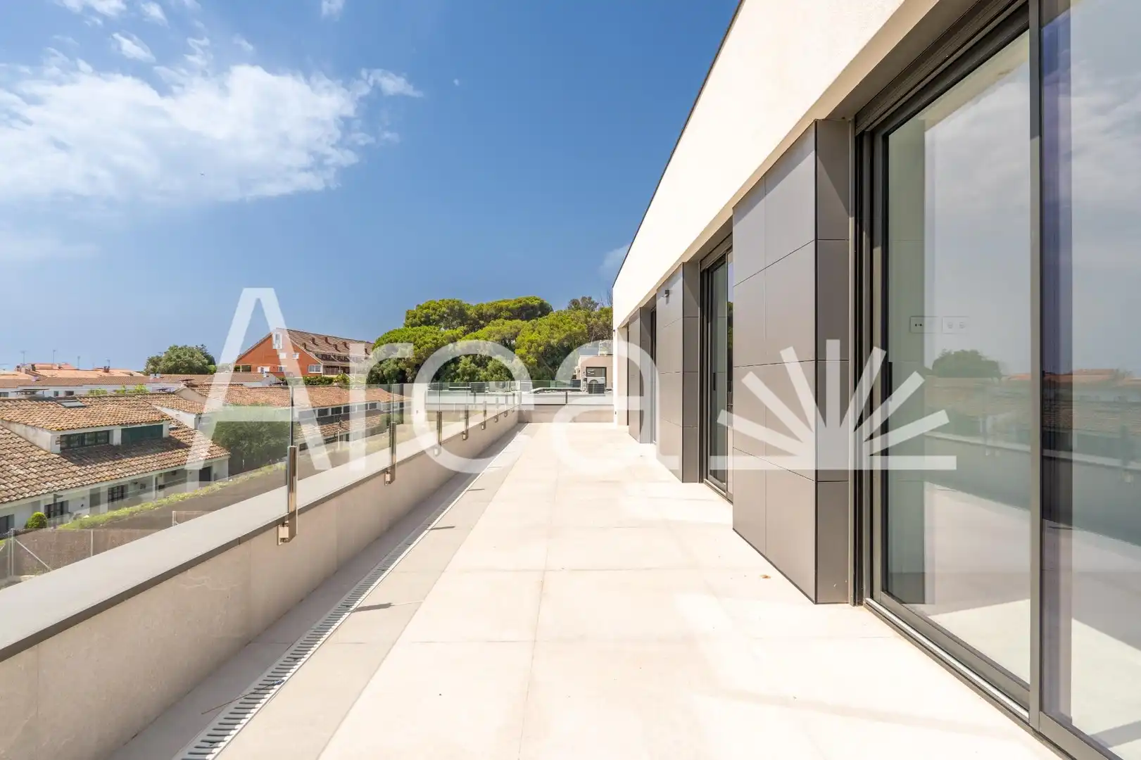 Casa amb piscina en venda a Calle MENORCA 2, imagen 3