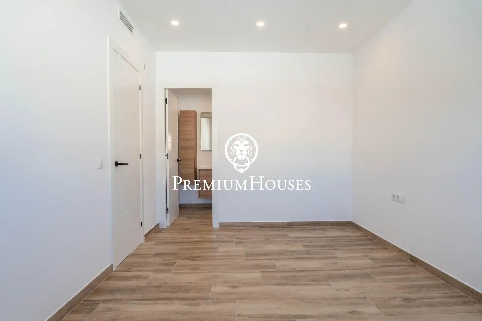 Casa o chalet en venta en El Vendrell con Aire acondicionado, Calefacción y Jardín privado