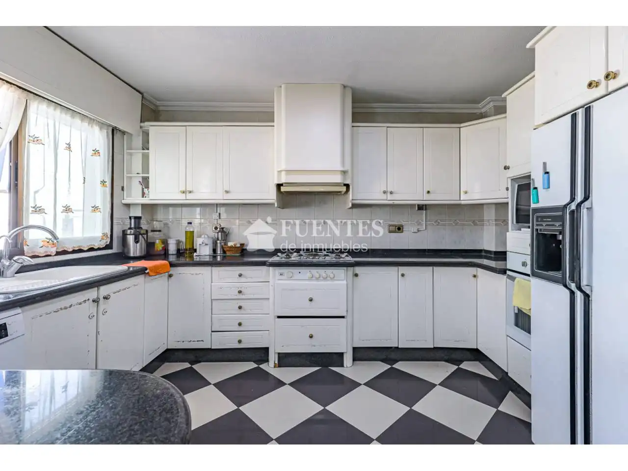 Cuina de Apartament en venda en Alicante / Alacant amb Aire condicionat, Calefacció i Parquet