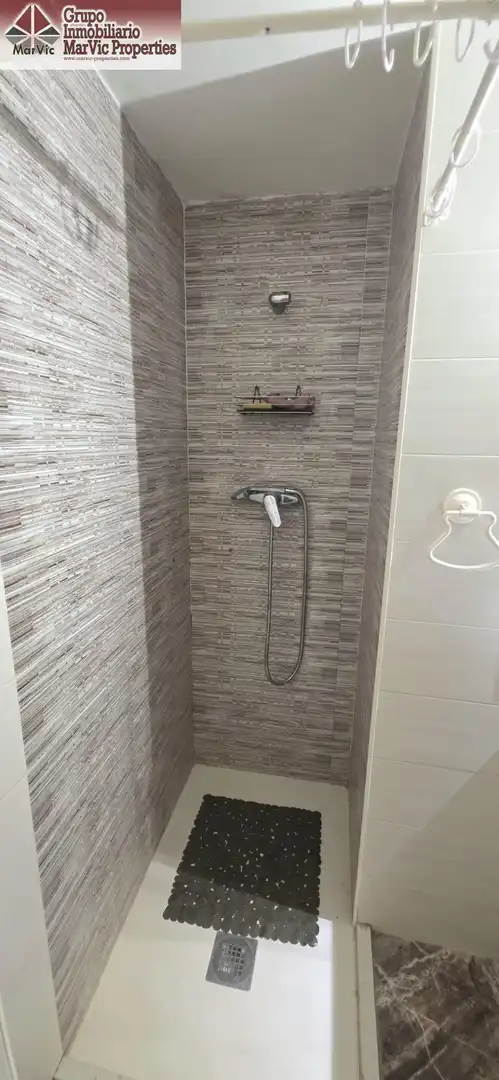 Baño de Piso en venta en Benidorm con Amueblado