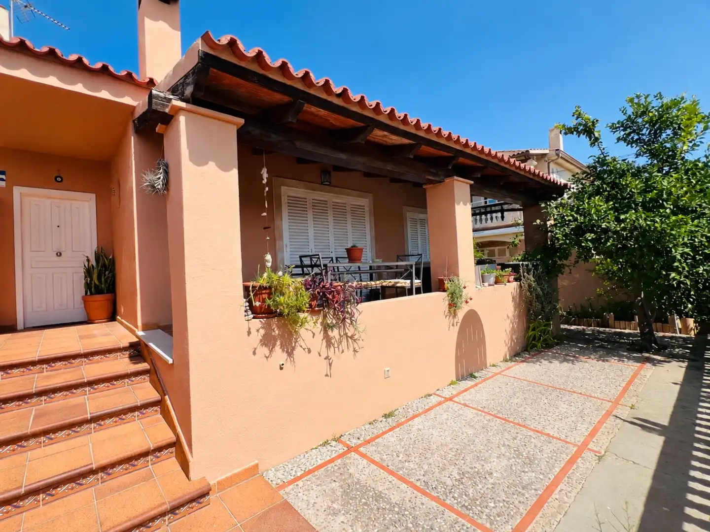 Casa aparellada amb jardí en venda a Carrer des Pinsà 19, imagen 2
