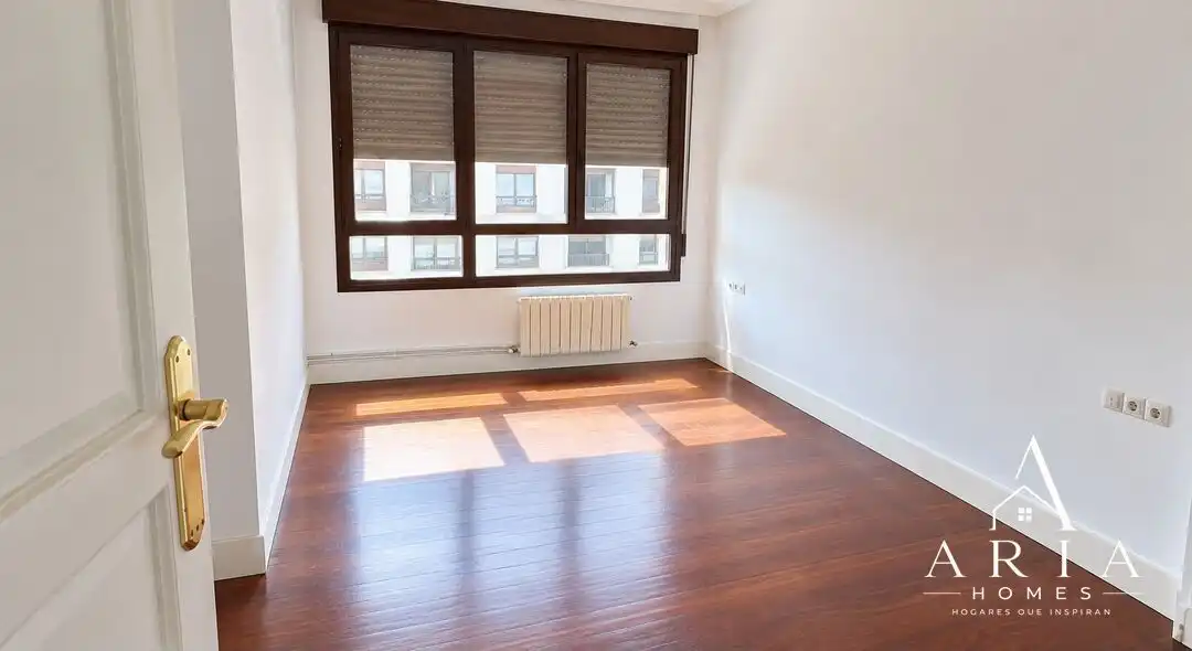 Habitación de Ático en venta en Bilbao  con Calefacción
