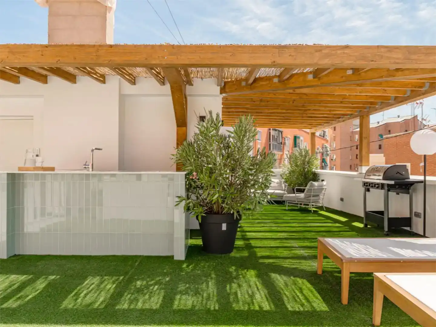 Terraza de Estudio de alquiler en  Madrid Capital con Aire acondicionado