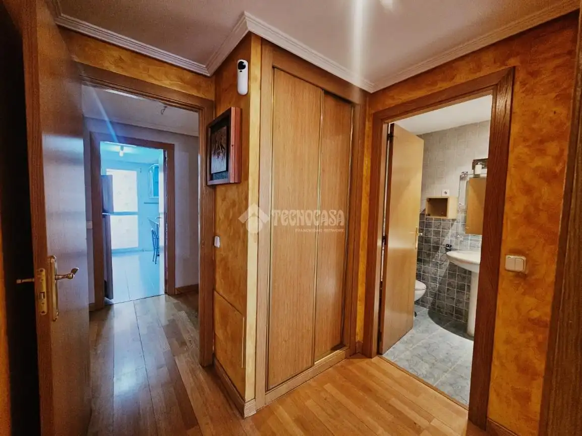 Flat for sale in Parla