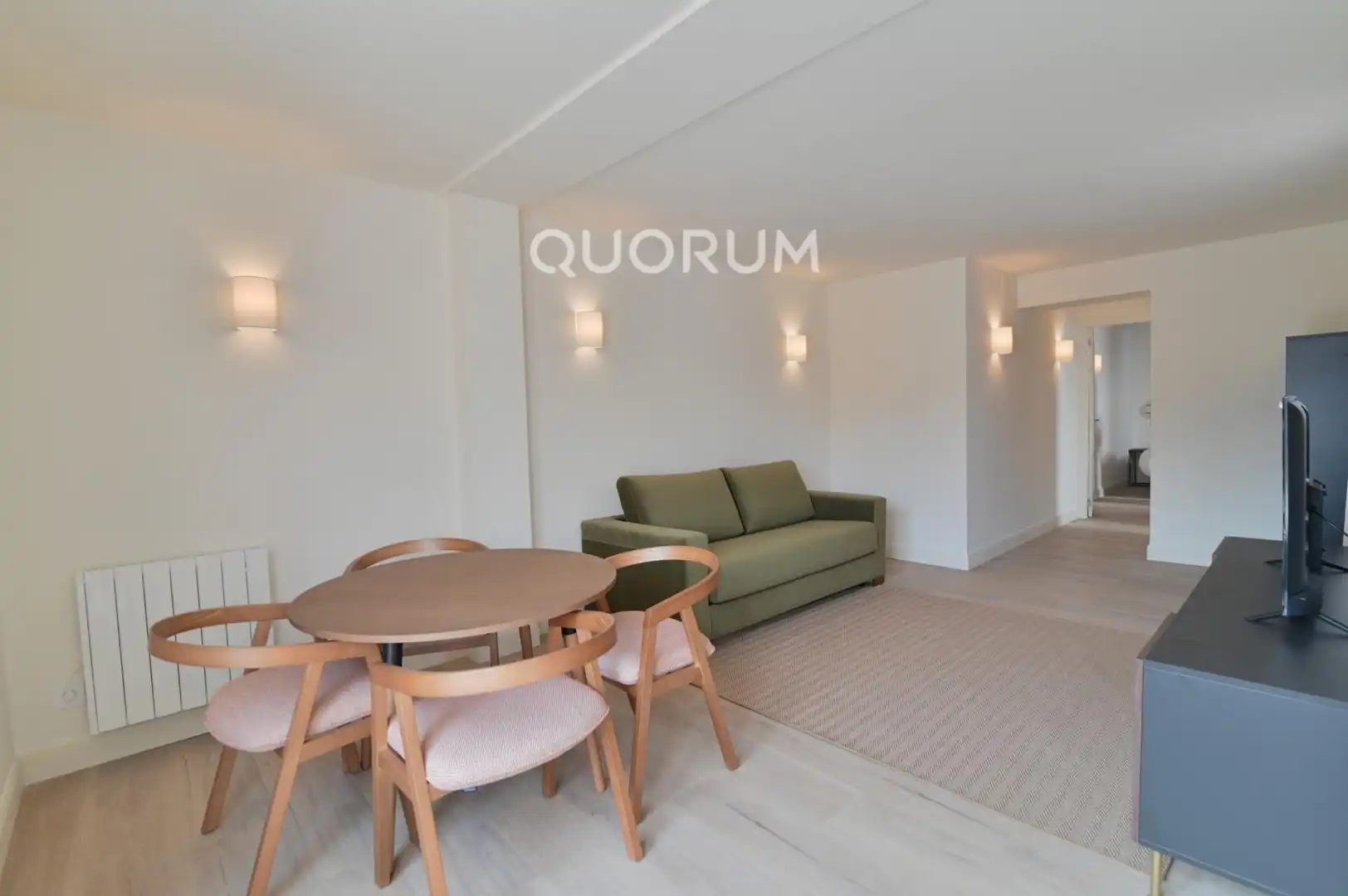 Flat for rent in Calle Marqués del Puerto, Ensanche - Moyua - Diputación