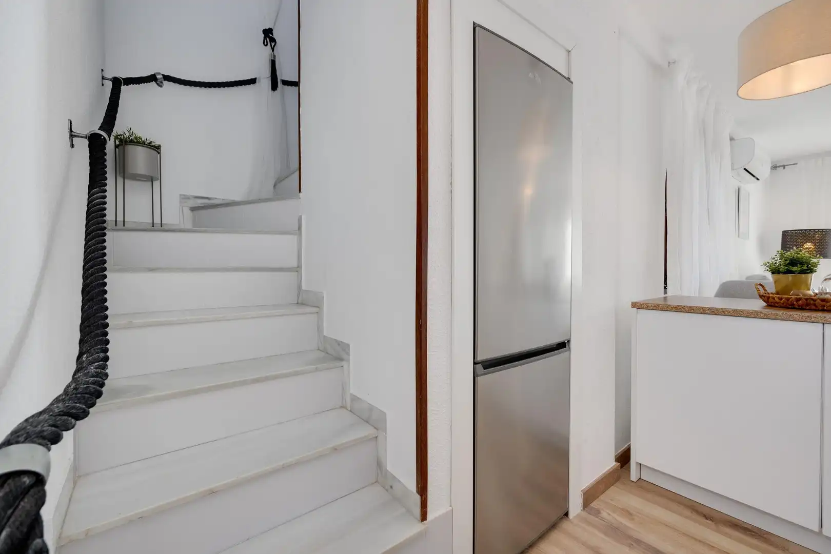 Casa o xalet en venda en Torrevieja amb Aire condicionat, Jardí privat i Moblat