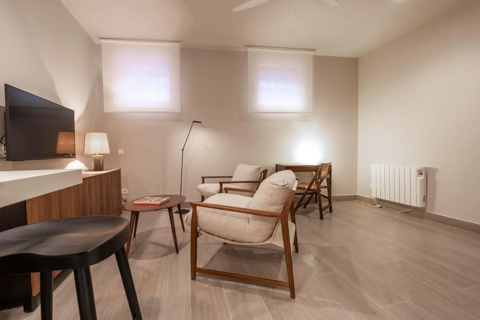 Living room of Office for rent in Madrid  with Heating and Furnished