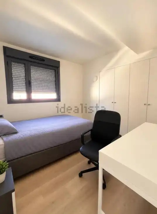 Bedroom of Flat for rent in Badalona  with Air Conditioner, Heating and Parquet flooring