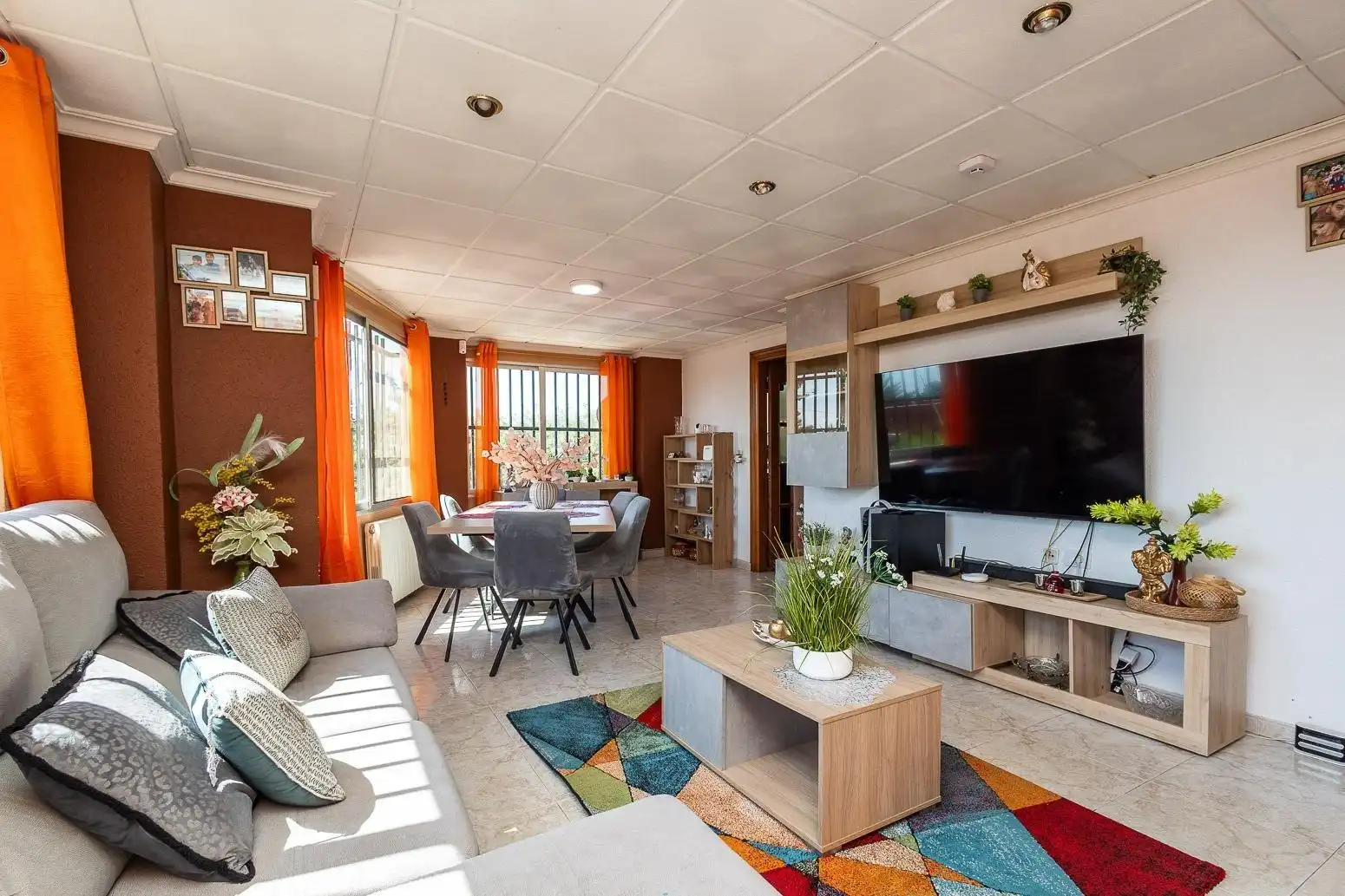 Sala d'estar de Casa o xalet en venda en Onda amb Aire condicionat, Calefacció i Jardí privat