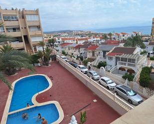 Vista exterior de Apartament de lloguer en Torrevieja amb Aire condicionat i Terrassa