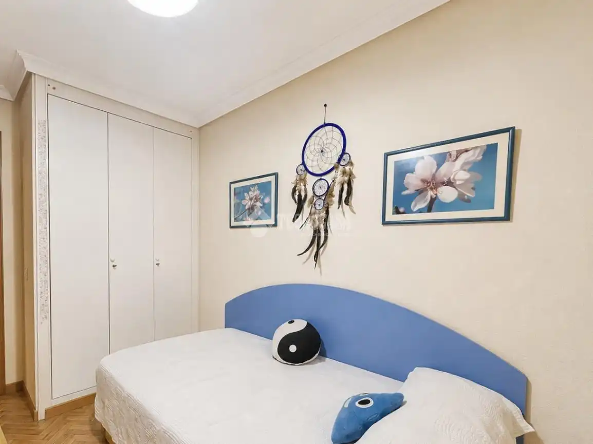 Habitación de Piso en venta en San Fernando de Henares con Aire acondicionado, Calefacción y Parquet