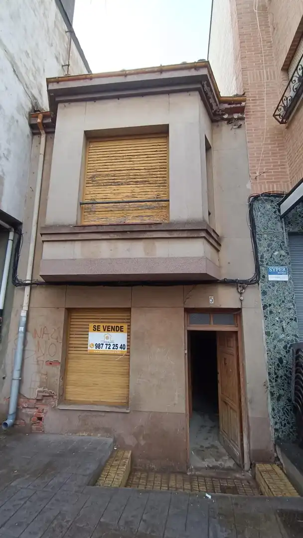 Casa amb jardí en venda a Valverde de la Virgen, imagen 3
