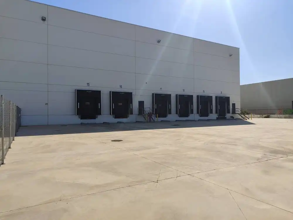 Exterior view of Industrial buildings for rent in Azuqueca de Henares