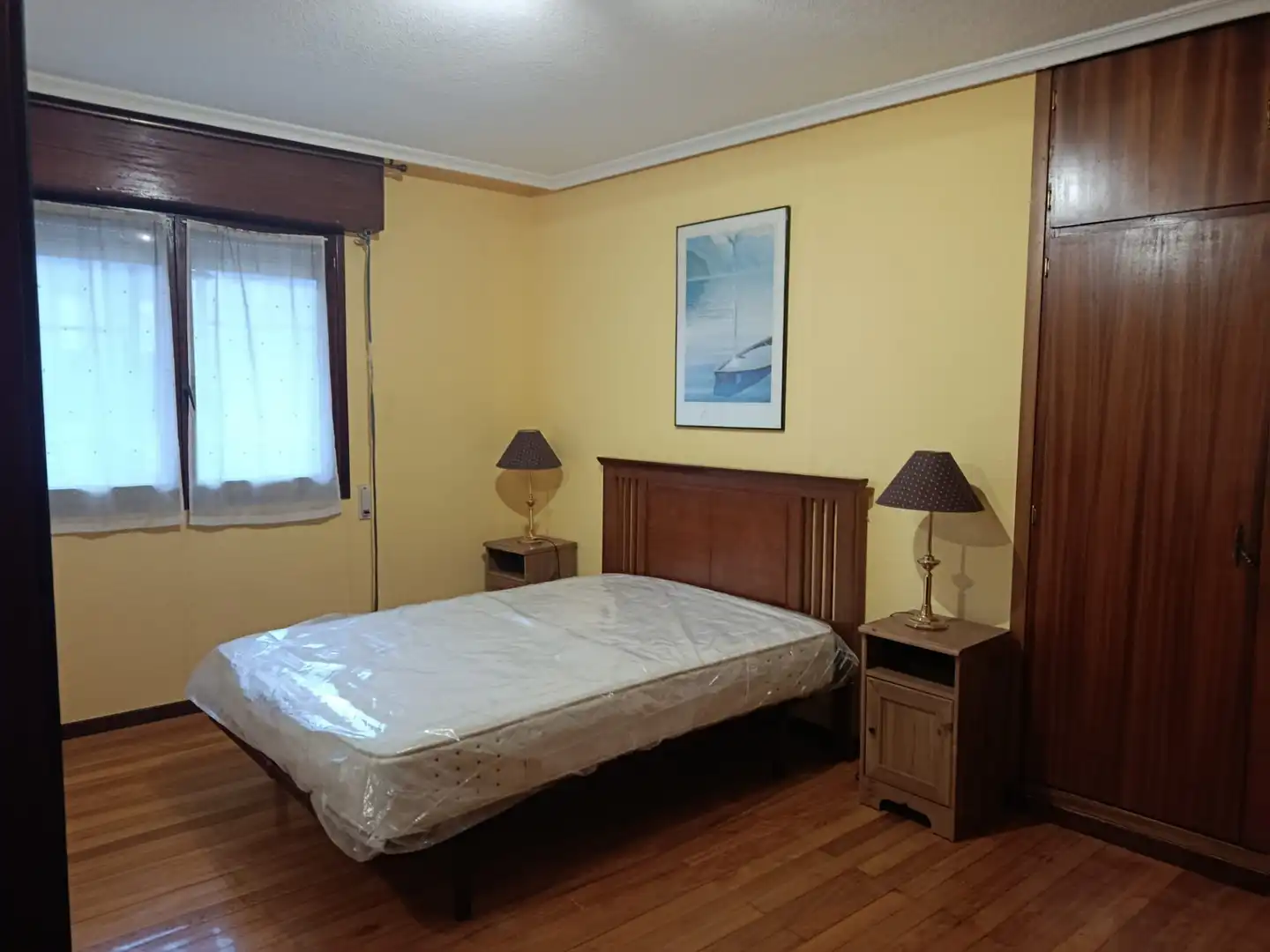 Habitación de Apartamento en venta en Santander con Calefacción, Trastero y Amueblado