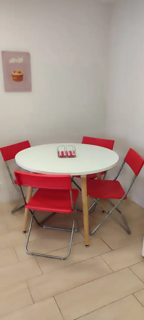 Flat for rent in Carrer de Bordeus, Barri de les Corts