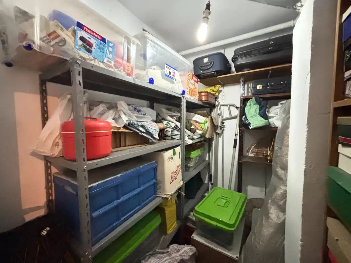 Wohnung zum Verkauf in Madrid mit Heizung, Privatgarten und Terrasse