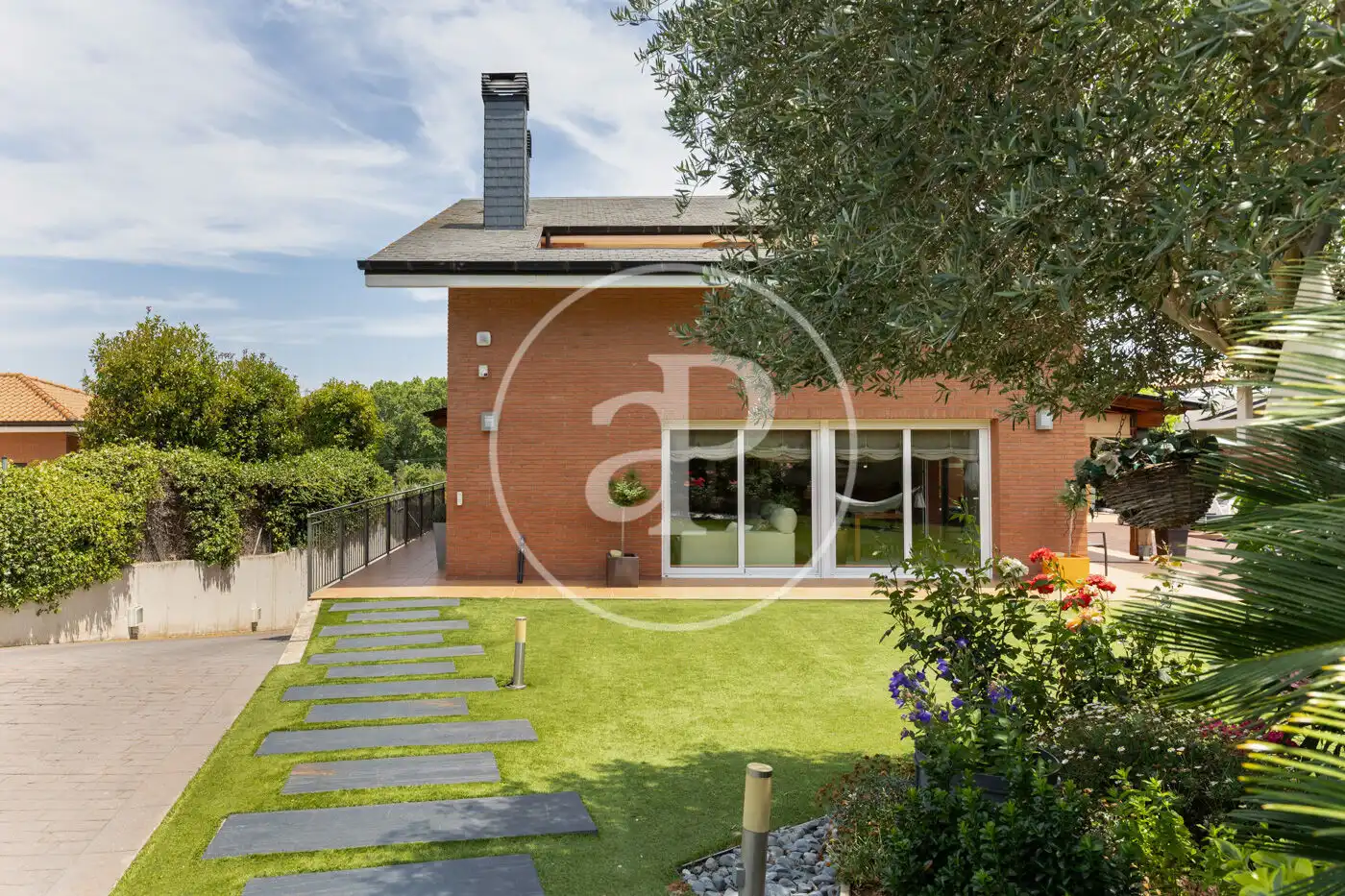 Jardí de Casa o xalet en venda en Sant Quirze del Vallès amb Aire condicionat, Calefacció i Jardí privat